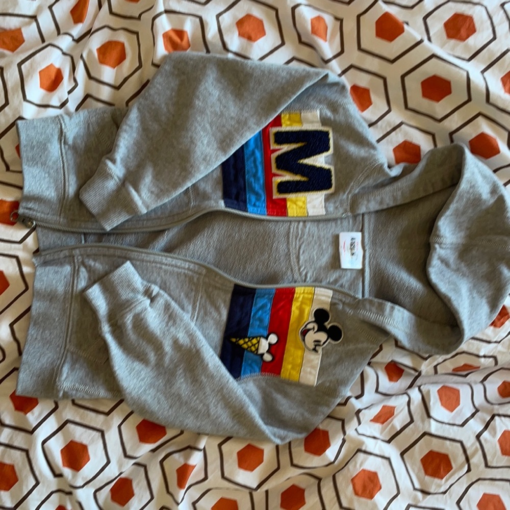 For boy - size US4